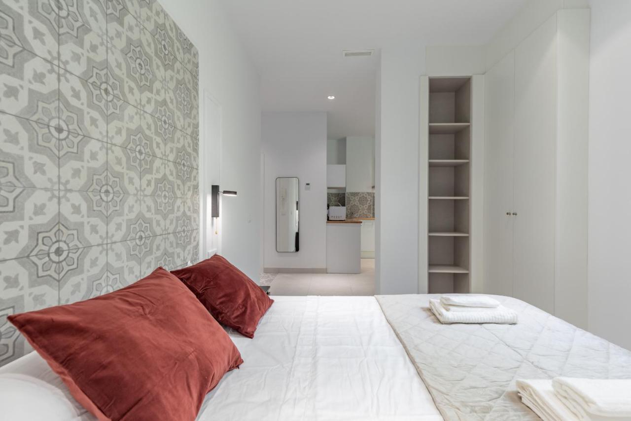 Chic & Comfortable Apartment, Private Terrace Valencia Exterior foto